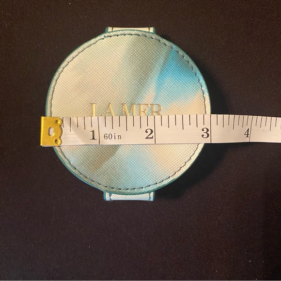 La Mer Compact Mirror - Picture 2 of 5
